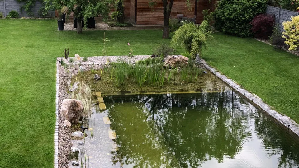Teichfolie für einen Schwimmteich