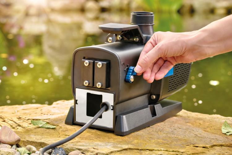 Teichpumpe Oase Aquarius Eco Premium 6500 Wasserspiel