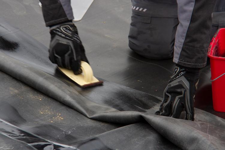 EPDM Teichfolie günstig kaufen, Rollenabschnitt & Maßanfertigung