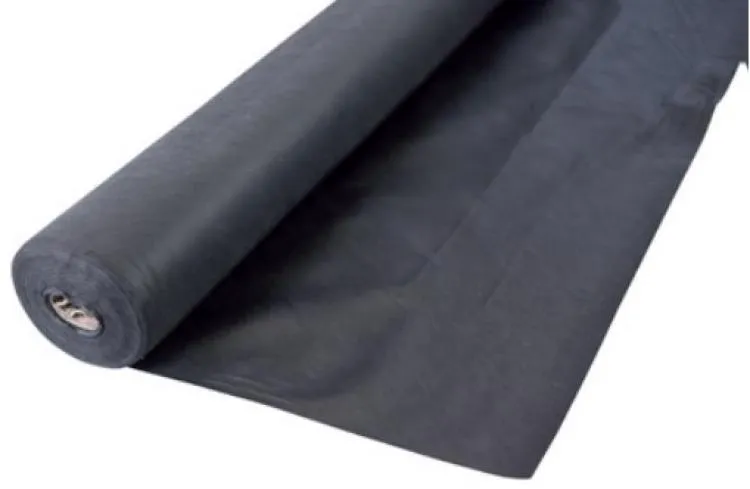 Schwarzes Unkrautvlies als Rollenware