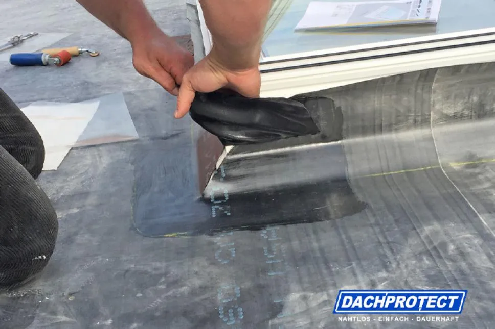 DACHPROTECT Formband 30 cm breit, 15,2 m lang DACHPROTECT Formband 30 cm breit, 15,2 m lang