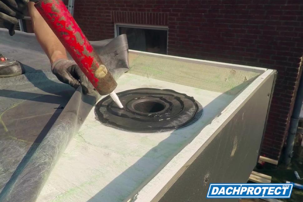 SET - DACHPROTECT Klebe-Gully DN 150 (Flansch 380 mm / Stutzen 243 mm) SET - DACHPROTECT Klebe-Gully DN 150 (Flansch 380 mm / Stutzen 243 mm)