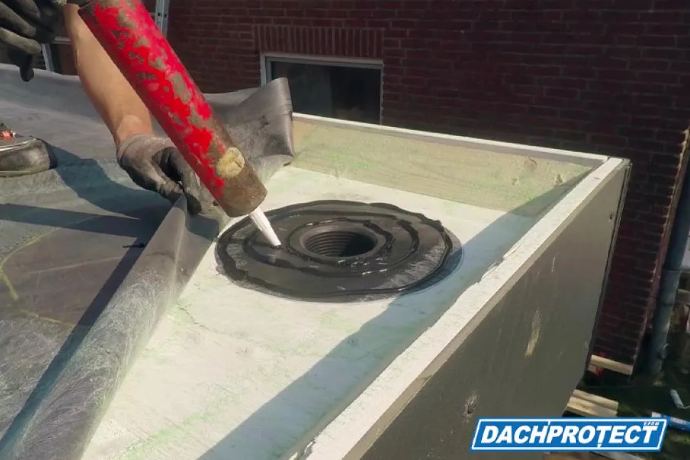 SET - DACHPROTECT Klebe-Gully DN 150 (Flansch 380 mm / Stutzen 243 mm) SET - DACHPROTECT Klebe-Gully DN 150 (Flansch 380 mm / Stutzen 243 mm)