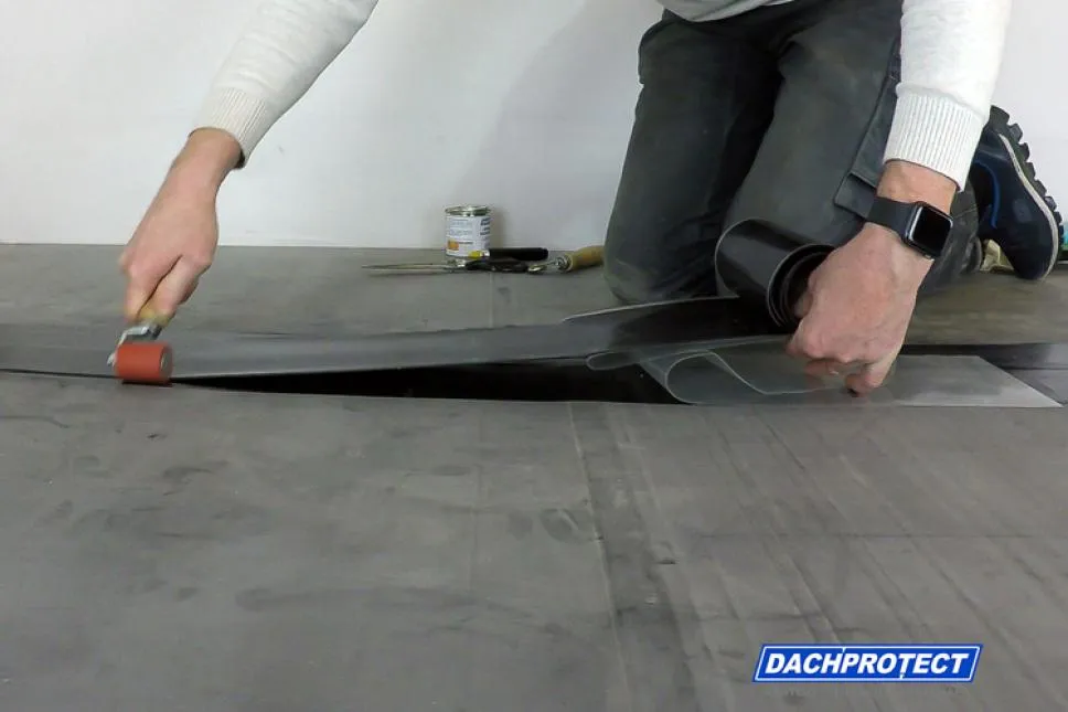 DACHPROTECT Nahtabdeckband FLEX 15 cm breit, 30,5 m lang DACHPROTECT Nahtabdeckband FLEX 15 cm breit, 30,5 m lang